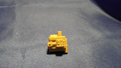 Picture of 1983 tan flash backpack accessory pack