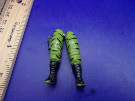 Picture of 1992 nunchuk legs with t hook