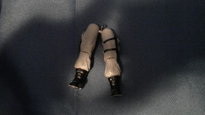 Picture of 1986 mainframe leg set with t hook