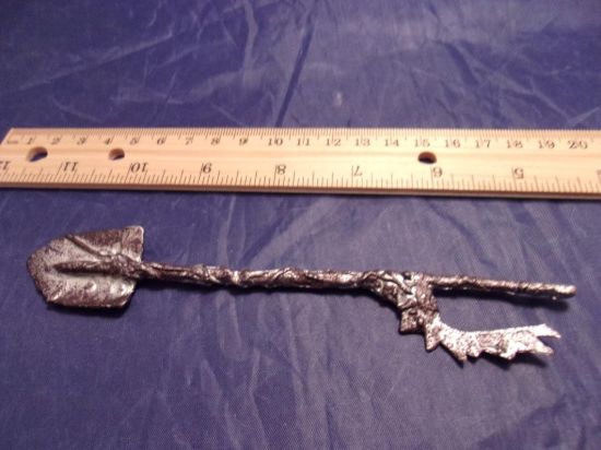 Picture of 1997 series 8 grave digger shovel