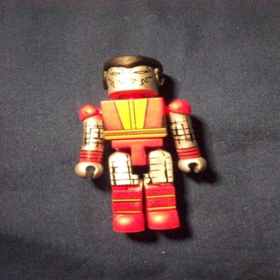 Picture of marvel minimates colosus figure