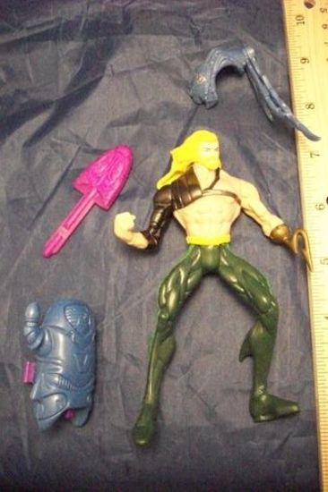 Picture of 1996 total justice aquaman complete