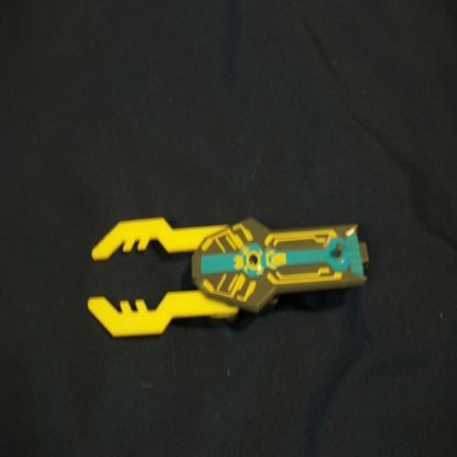 Picture of marvel spiderman 2 spider strike line claw/stand