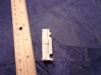 Picture of 1993 toybiz marvel superheroes captain america shield launcher