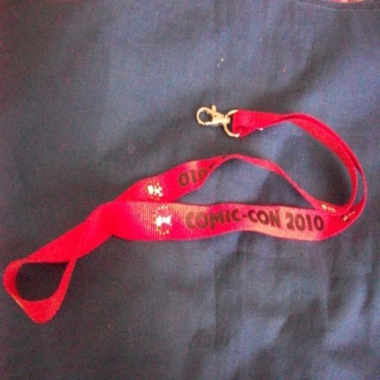 Picture of 2010 snoopy red lanyard