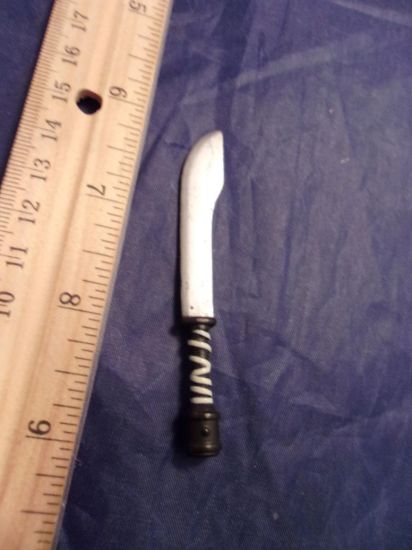 Picture of 2003 donatello knife