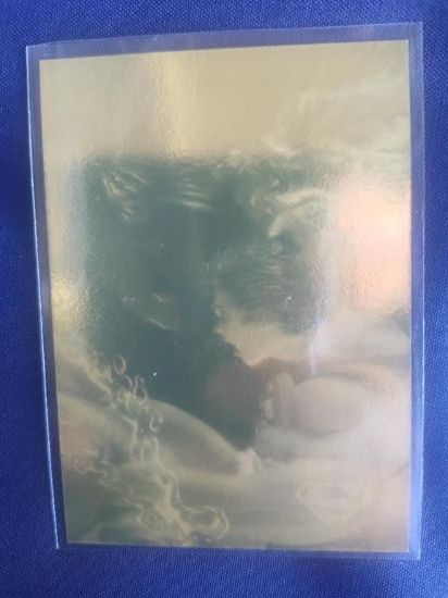 Picture of 1996 skybox superman holo series #37 gold