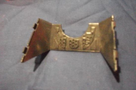 Picture of 1987 sea ray under carriage