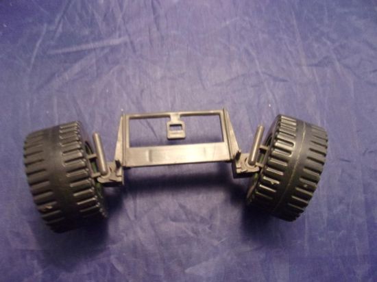 Picture of 1985 awe striker front axle with wheels