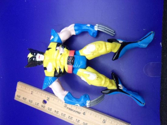 Picture of 1995 toybiz wolvering battle ravaged figure