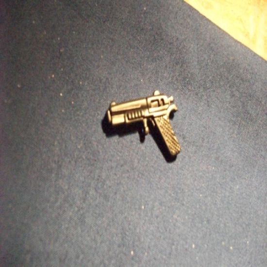 Picture of 2002 dart pistol